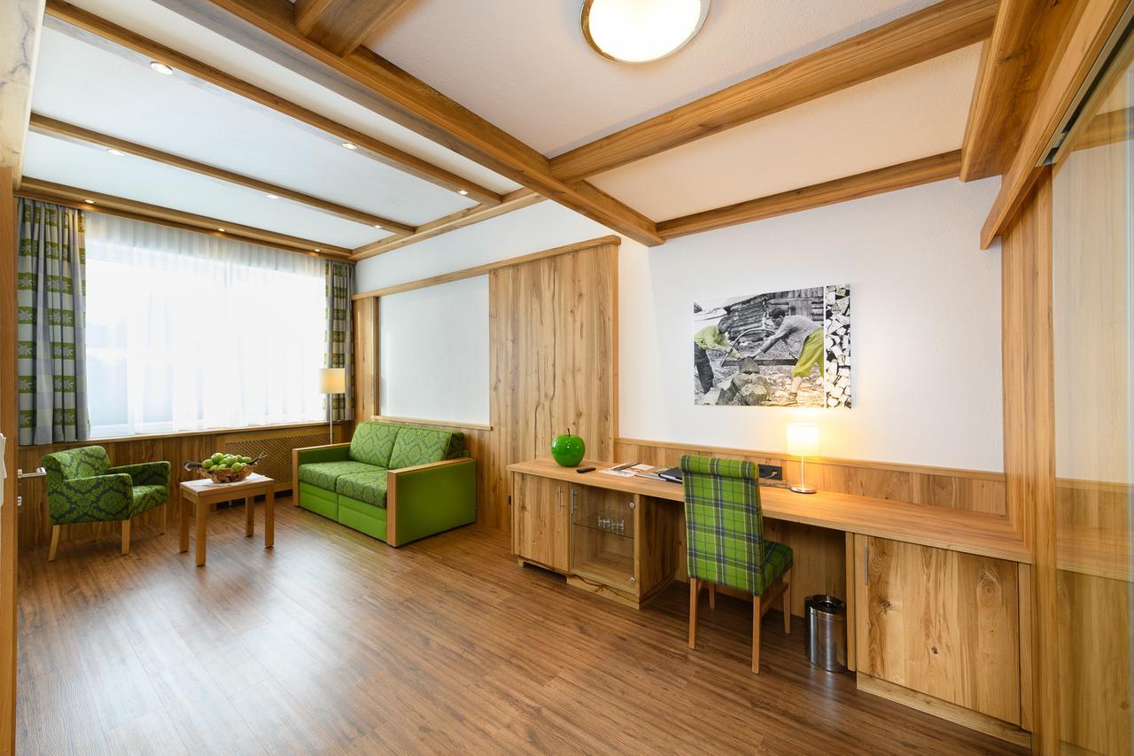 Wellnesshotel Schoenruh - Adults Only Seefeld in Tirol Exterior photo